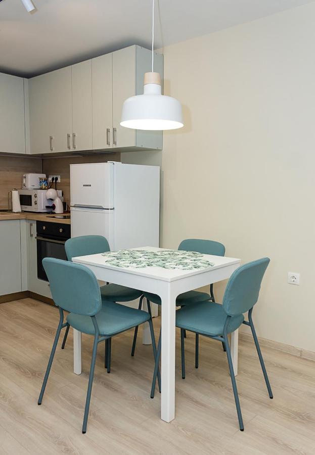 The Blue Apartment - 1Bd With A Cozy Balcony By Flat Mаnager Varna Buitenkant foto